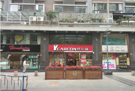 鱦