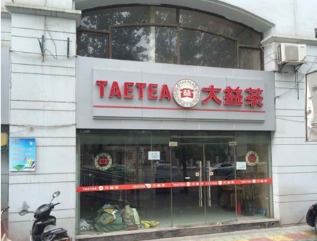 鱦