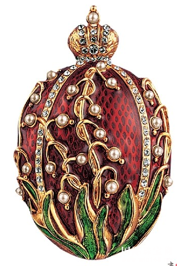 1885ĸڣʱɳɽΪͻʺһص鱦ƹ˾FabergéһµĲʵΪʵֻòû뵽滹лƽɵļﻹһֻСɵĽĸĸﻹһʯɵںһԺ챦ʯɵ΢ͼӴˣڲʵʼȫ硣