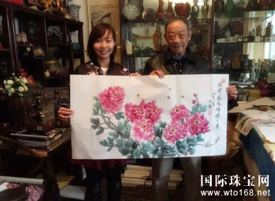 鱦