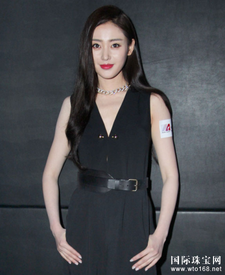 明星首饰|张天爱佩戴波米雷特珠宝亮相香港电