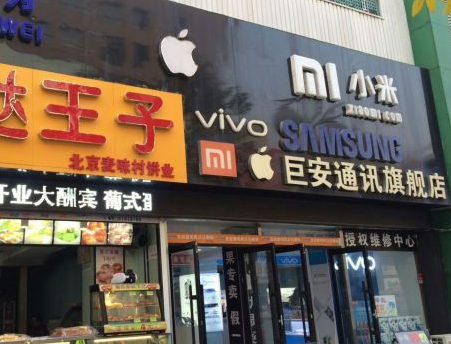 鱦