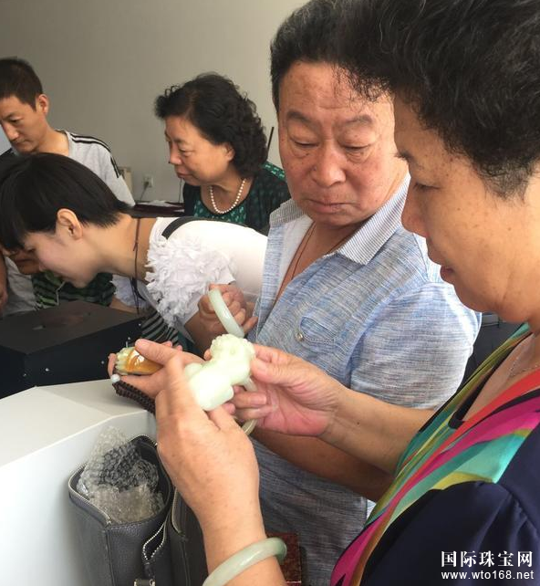 �����߽��������ʼ�ֻƽ��鱦*�μ���ල����