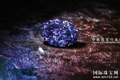 力拓稀世瑰丽粉红,红及紫钻石在展出