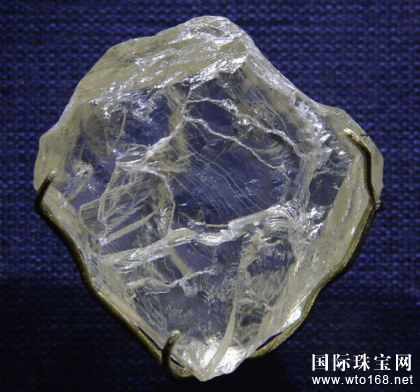 北美开采最大钻石原石(187克拉)将在美国华盛
