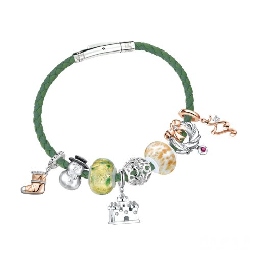 鱦 (Lukfook Jewellery) “”۷ʥ