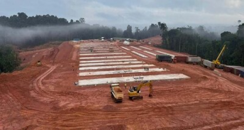 Permanent camp construction at the Oko West site
