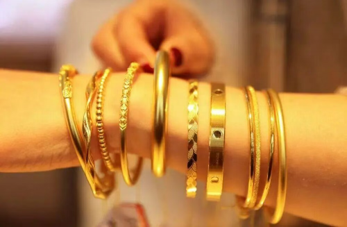 �ƽ�����